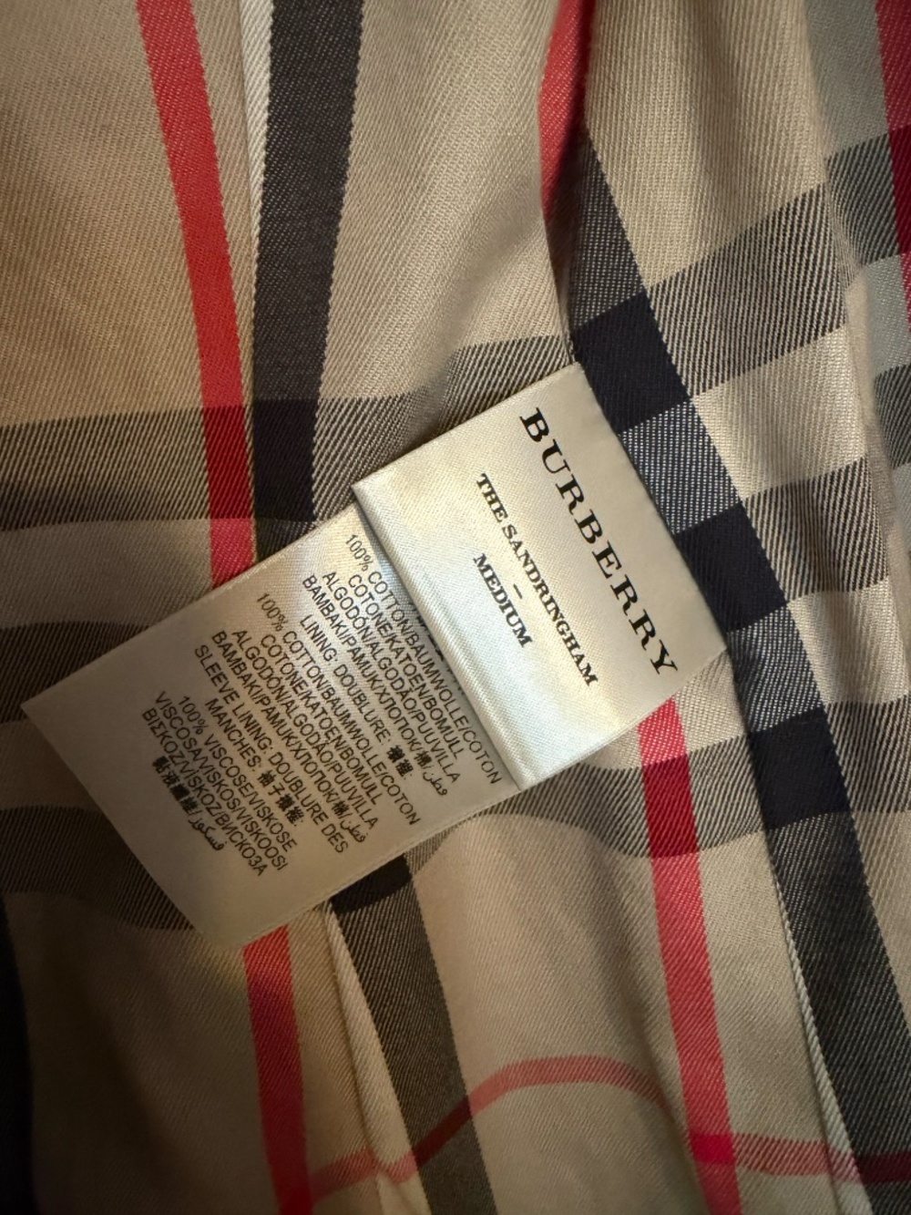 Burberry Trench Coat Honey Color Sandringham Size US 4 UK 6 Nova check lining. - Picture 6 of 8